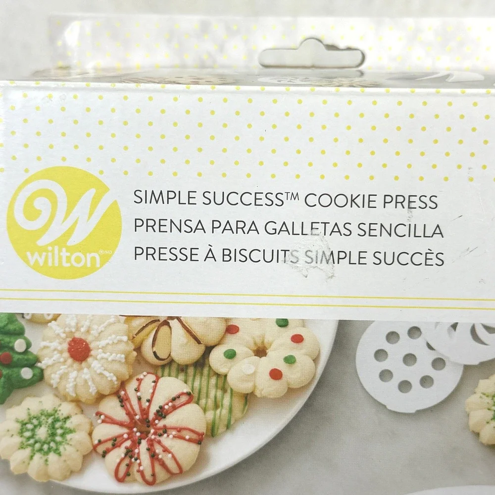 Wilton Simple Success Cookie Press‎ White Purple 12 Discs Trigger Handle